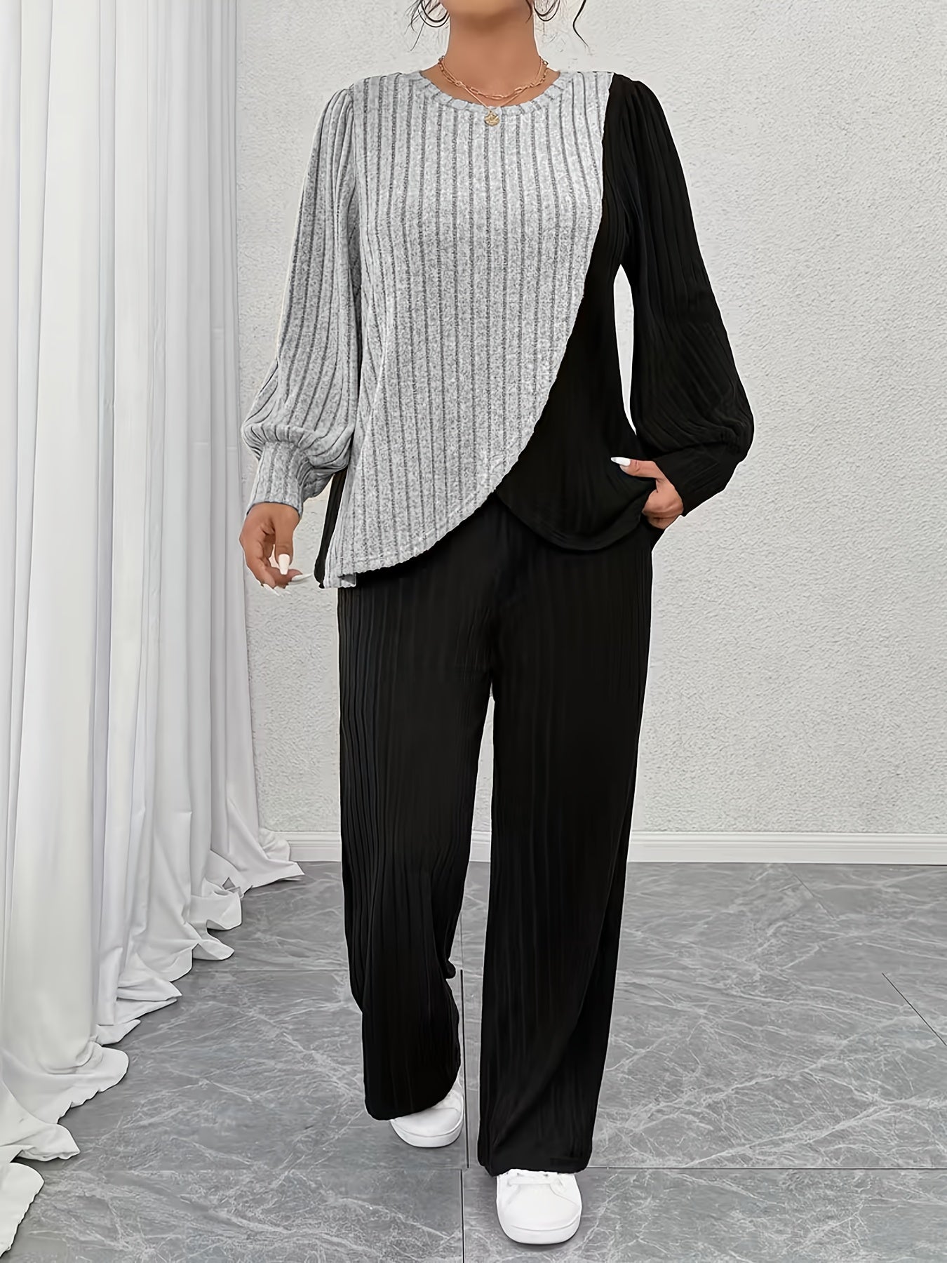 Women's Two-Piece Pants Set - Casual Knit Style 36 detail view