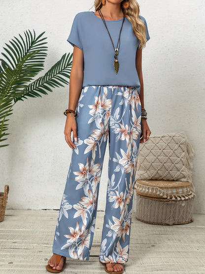 Women's Two-Piece Pants Set - Floral Print Casual Matching Outfit – Sizes S–M detail view