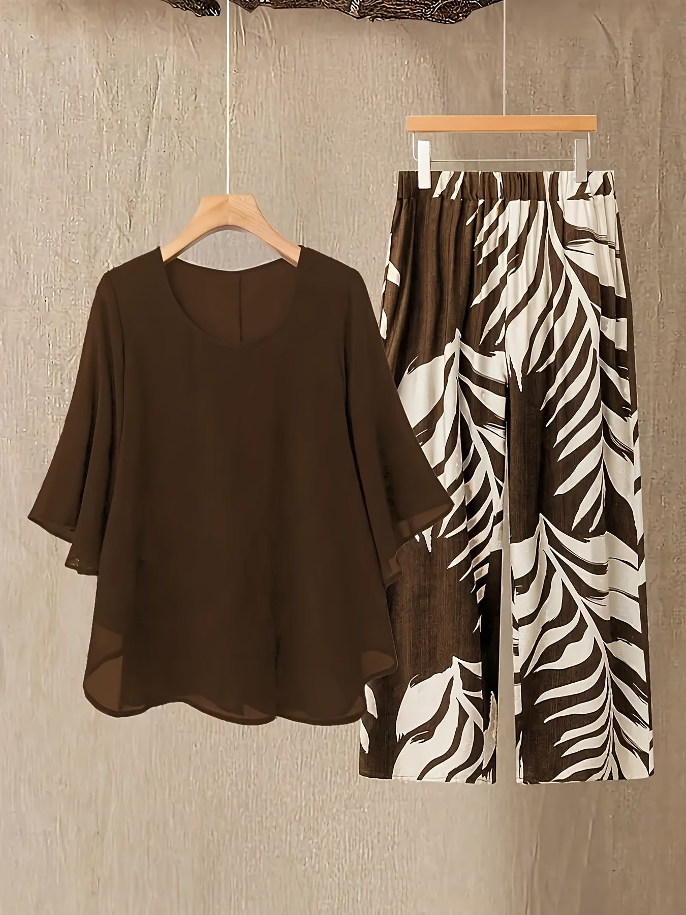 Women's Two-Piece Pants Set - Graphic Print – 5-Color Selection – main product image