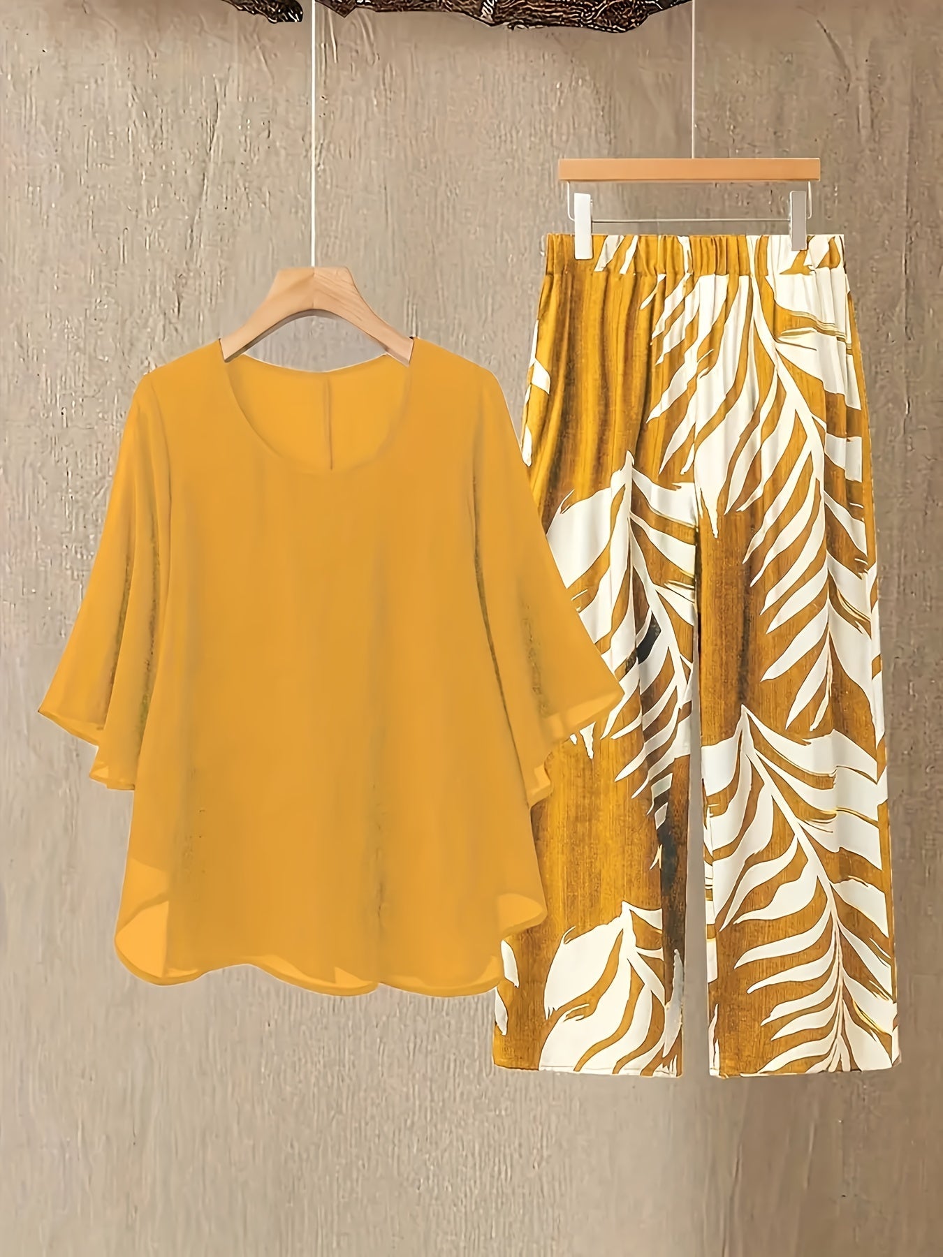 Women's Two-Piece Pants Set - Graphic Print – 5-Color Selection detail view