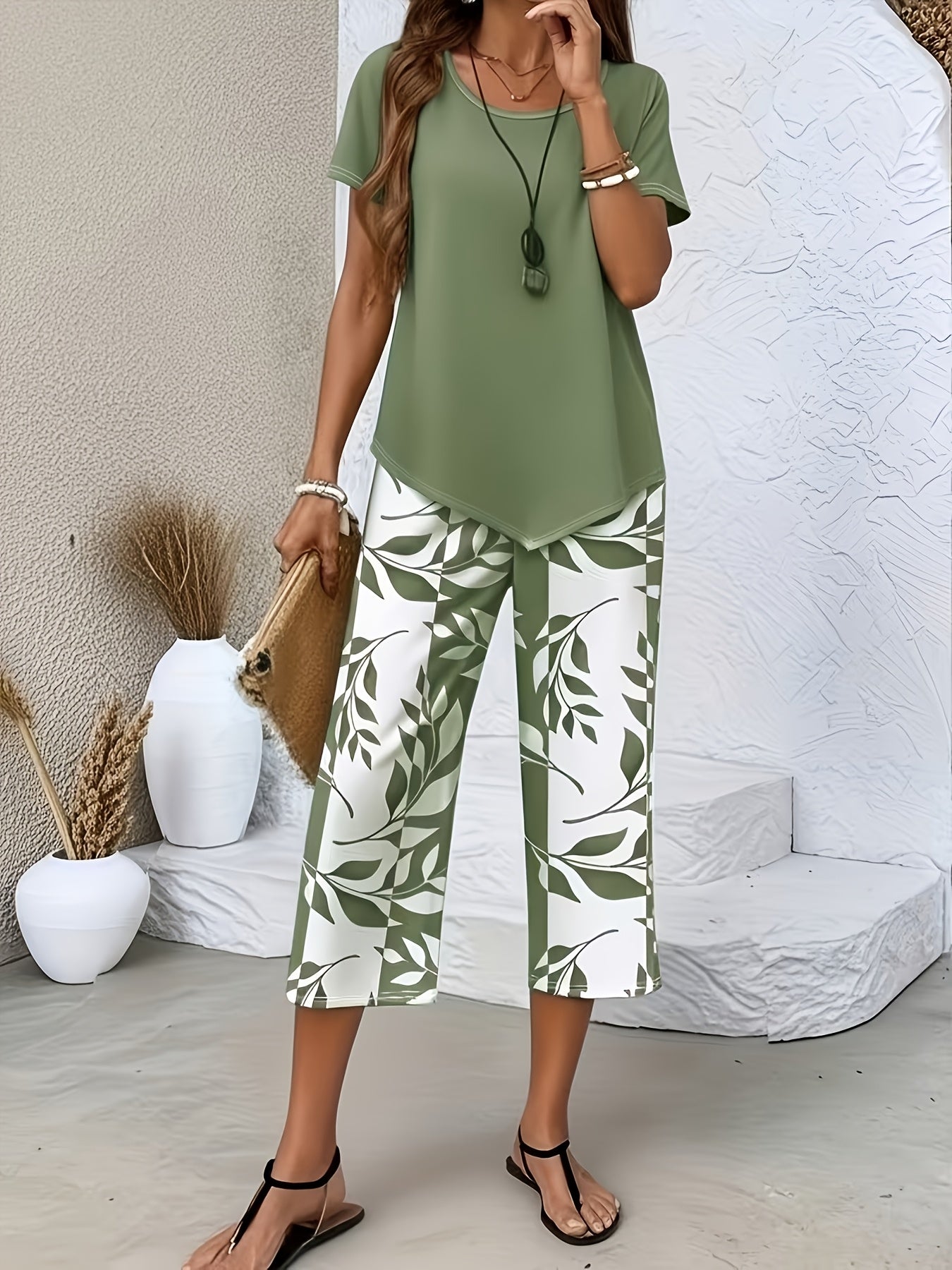 Women's Two-Piece Pants Set - Graphic Print Casual Matching Outfit – Sizes 1XL–5XL detail view