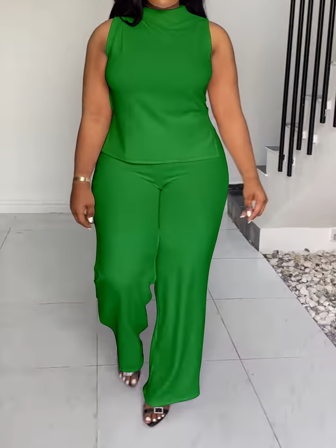 Women's Two-Piece Pants Set - Graphic Print – Green / Black – Green option – view 3