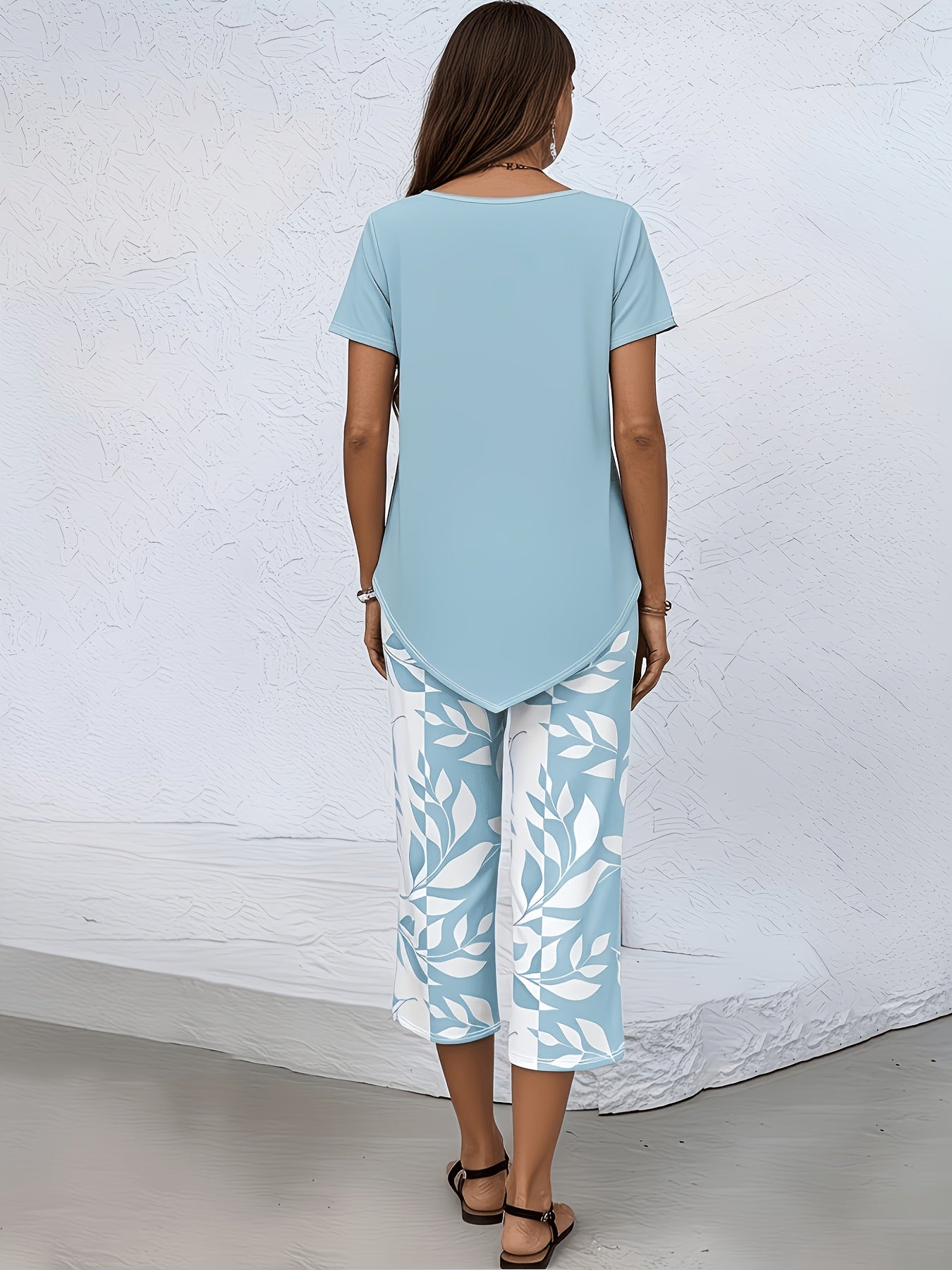 Women's Two-Piece Pants Set - Graphic Print Workwear Matching Outfit detail view