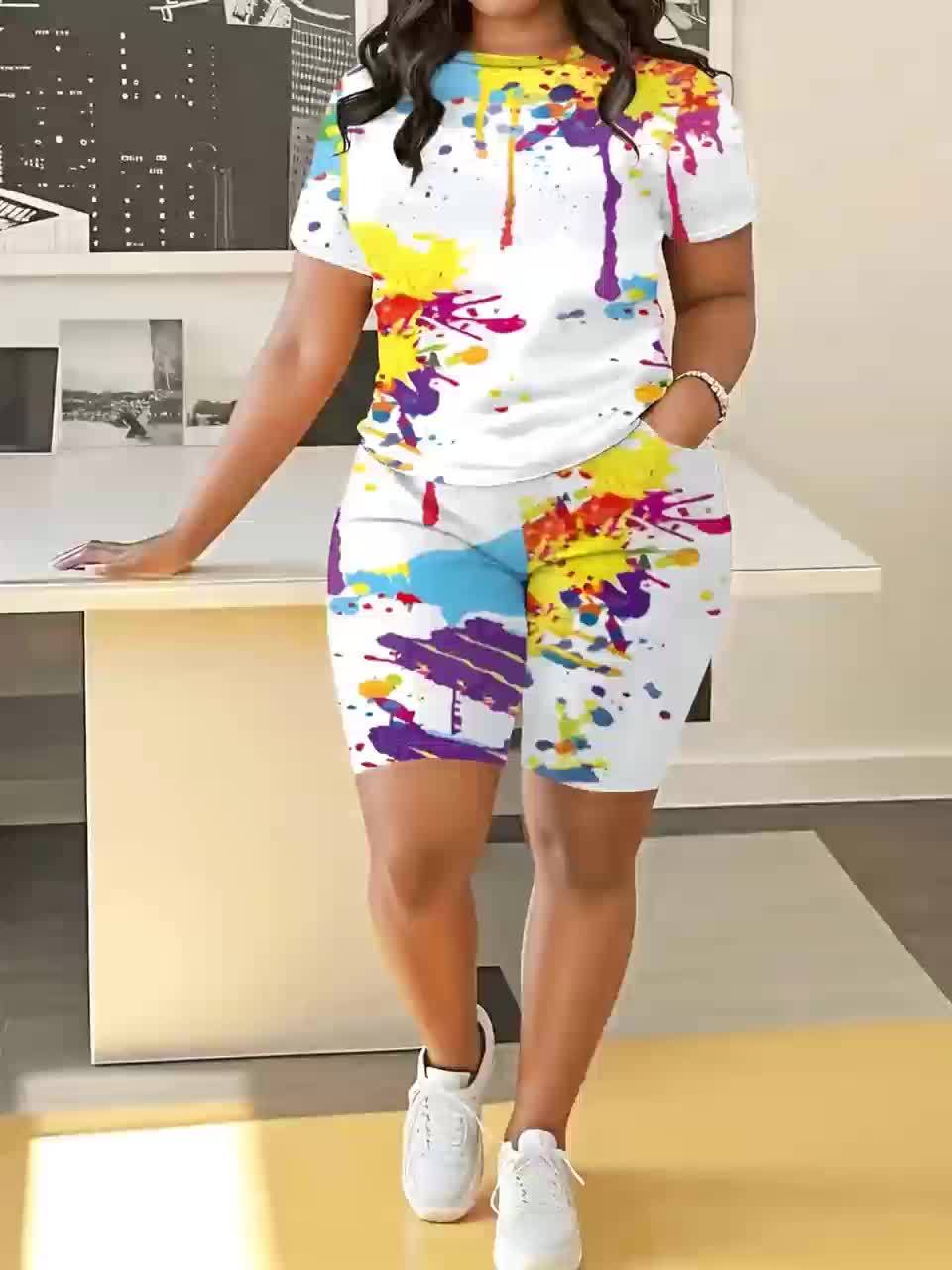 Women's Two-Piece Shorts Set - Graphic Print – White / Black detail view