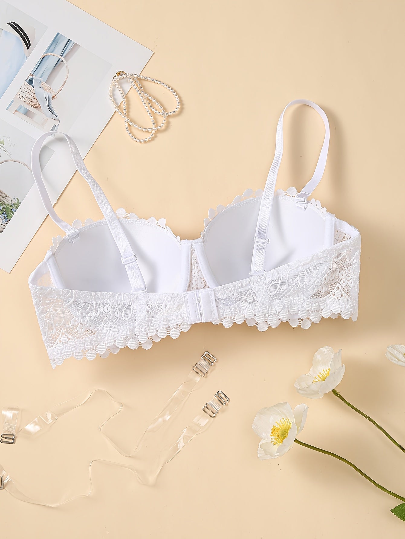 Women's Underwire Bra - Fixed Padding, Everyday Support – view 3