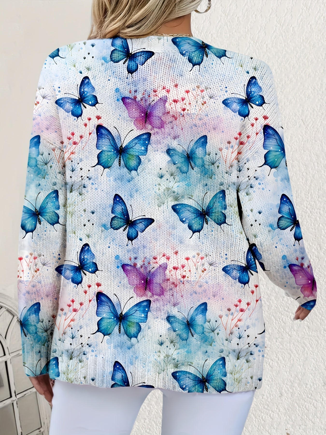 Women's Versatile Denim Floral Cardigan – Sizes 0XL–5XL detail view