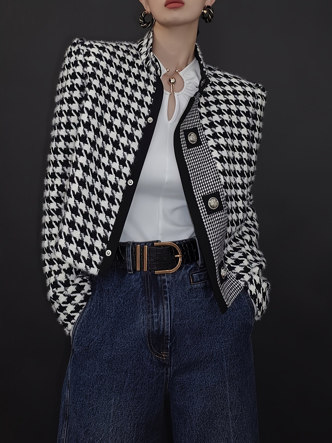 Women's Versatile Denim Pullover Jacket – Denim Wash 22597 detail view