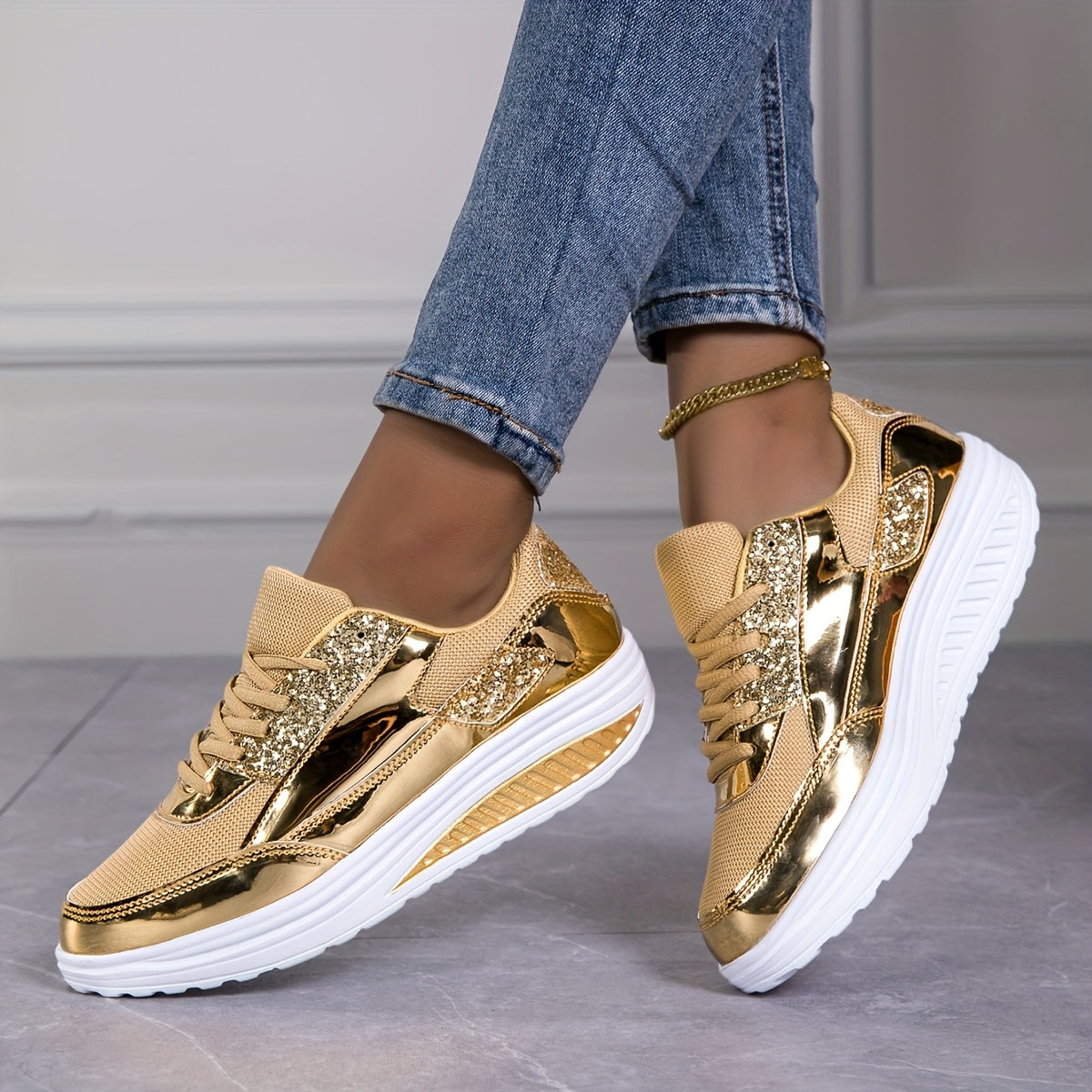 Women's Walking Shoes - Lightweight Lace-Up for Active Days – main product image