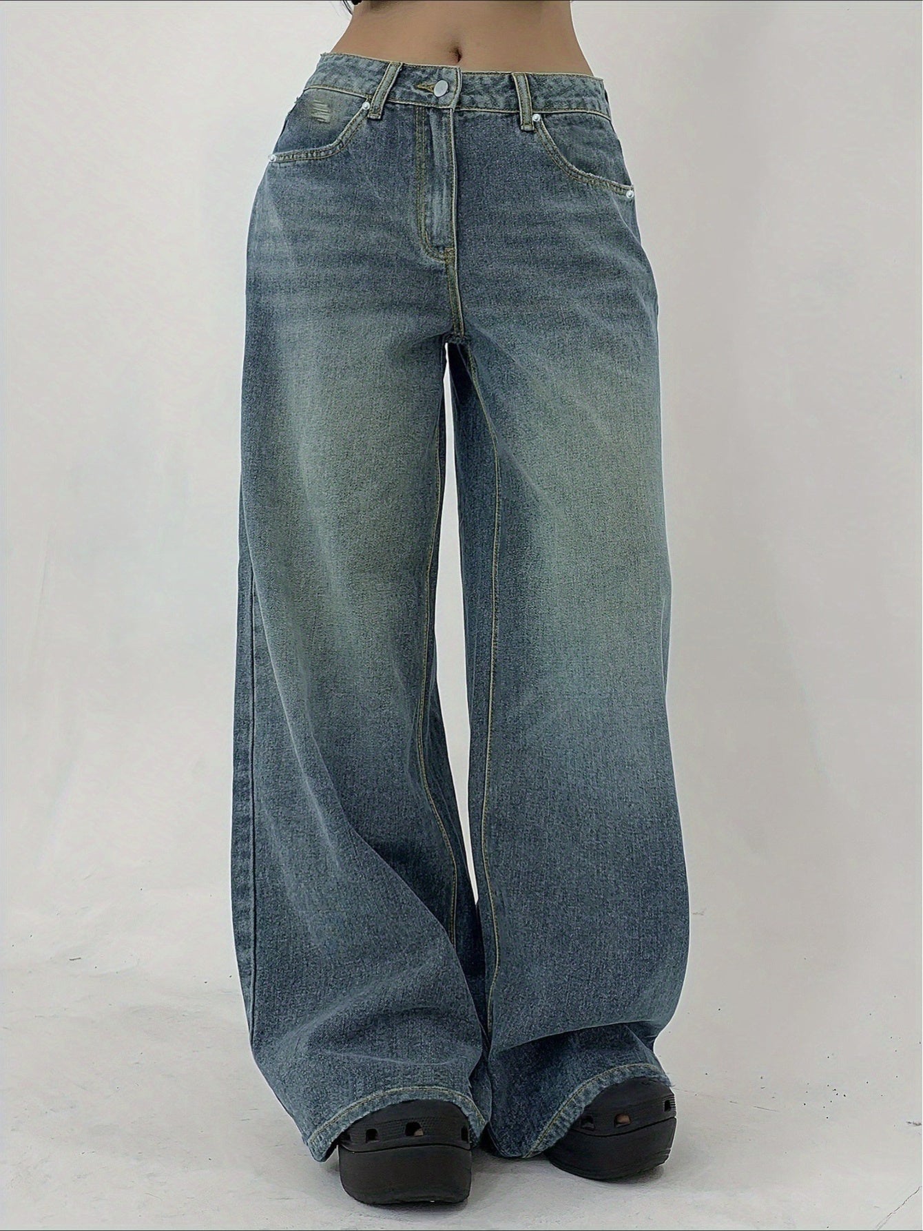 Women's Wide Leg Jeans - Black Distressed Stretch detail view