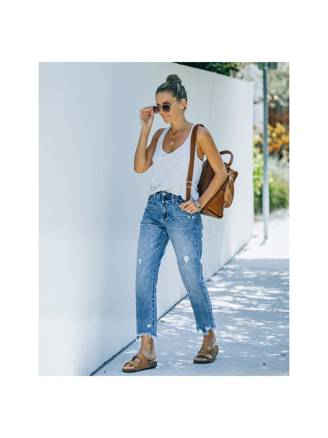 Women's Wide Leg Jeans - Bright Steel Blue Distressed detail view