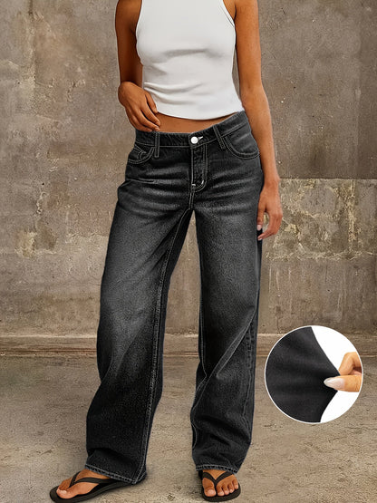 Women's Wide Leg Jeans - Medium Blue Vintage Wash Pocket Detail detail view