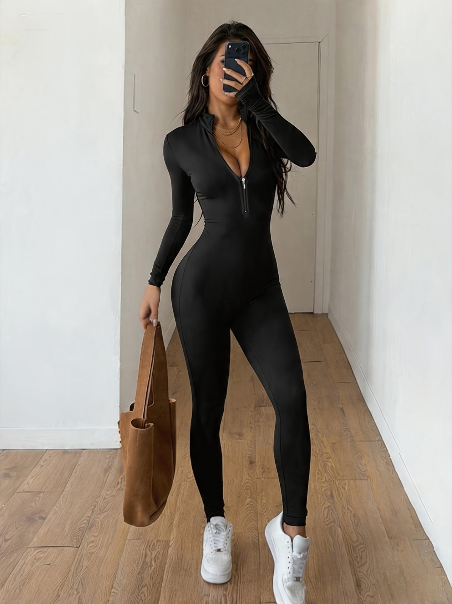 Women's Workout Jumpsuit - Skinny Leg Zip Detail – view 11