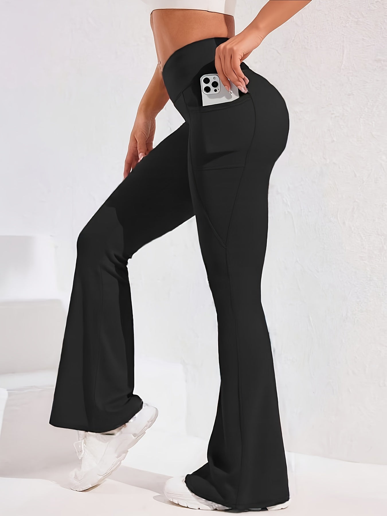 Women's Workout Leggings - Black + Burgundy + Gray + Navy Blue Pockets detail view