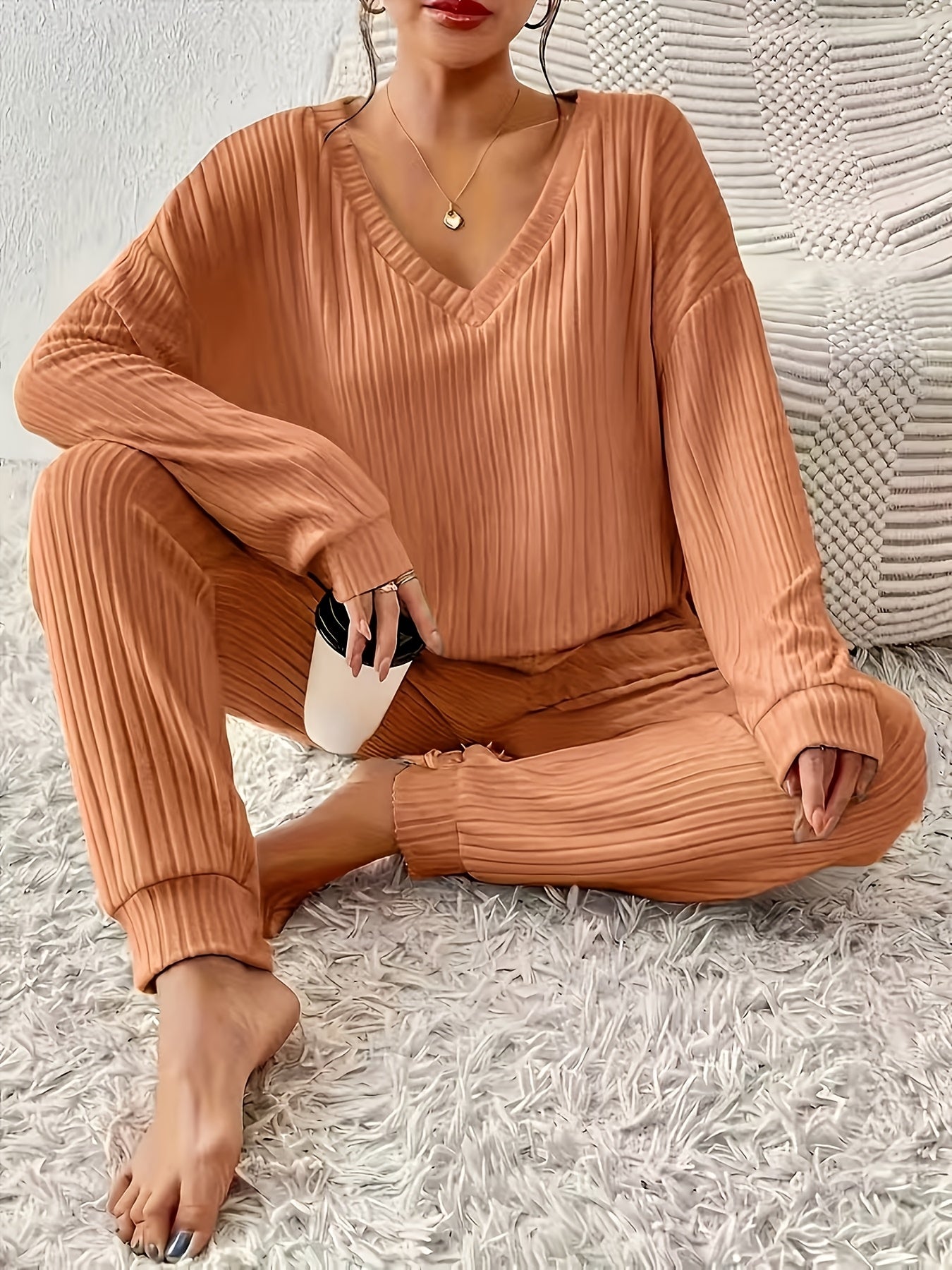 Women's ribbed V-neck top and jogger pants lounge set – view 9